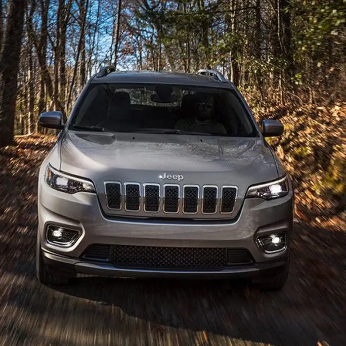 Discover Jeep Jeep Cherokee Exterior Interior Images.Find all aspects and details of cars.