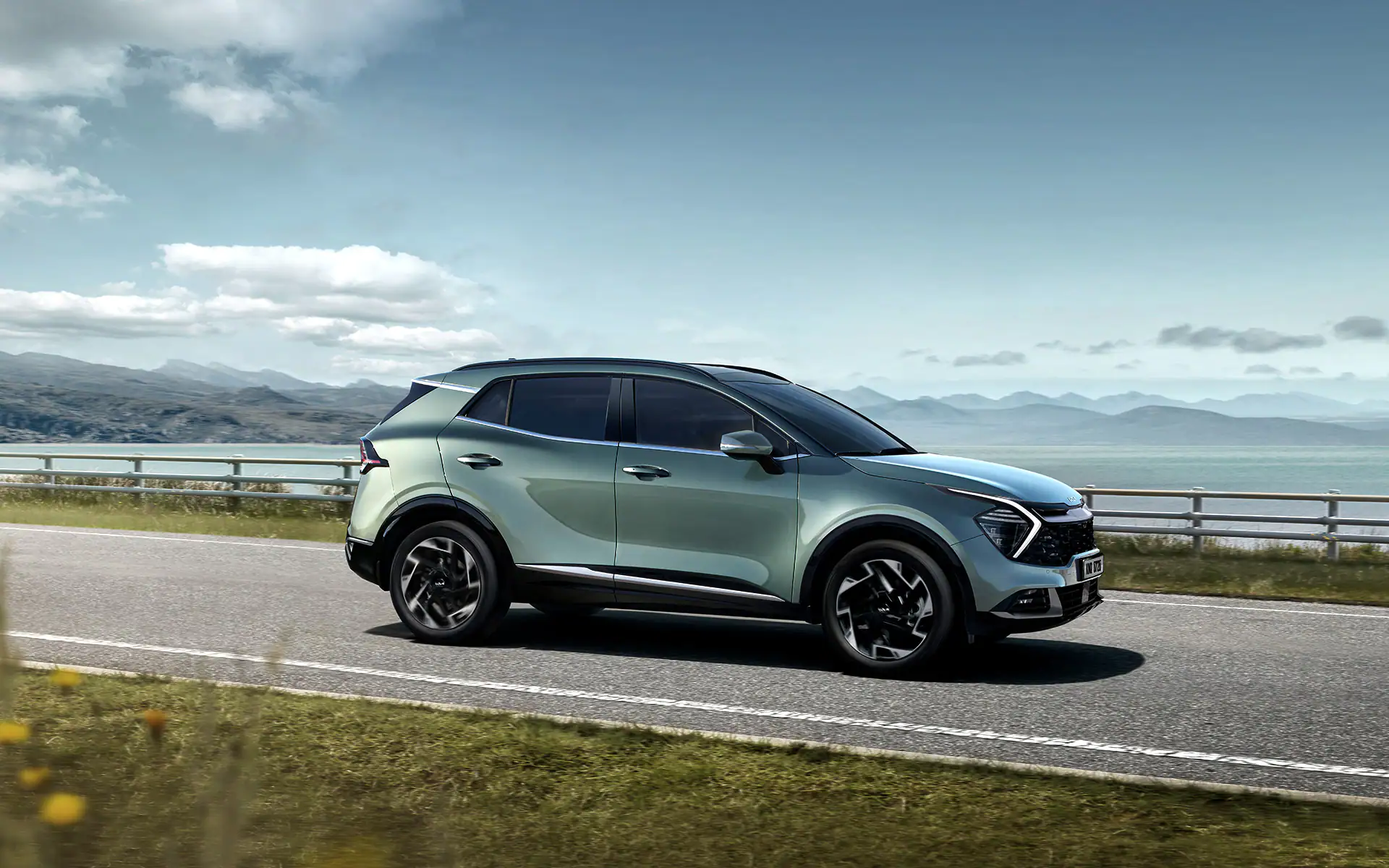https://gcc-1307444343.cos.accelerate.myqcloud.com/images/750443/r_960x540/generations/generation_6494529240d33_kia-sportage-exterior-side-profile-view.webp