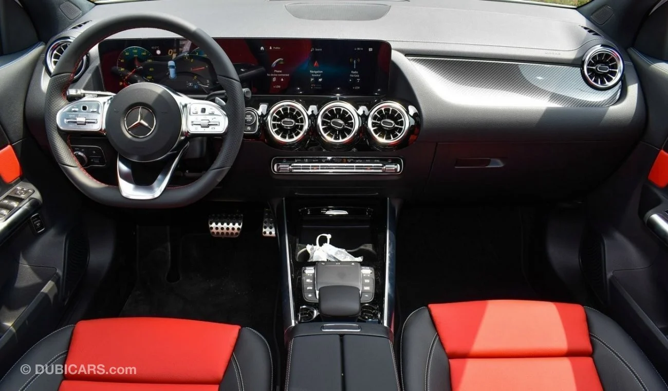 Discover Mercedes-Benz Mercedes-Benz GLA 35 AMG Exterior Interior Images.Find all aspects and details of cars.