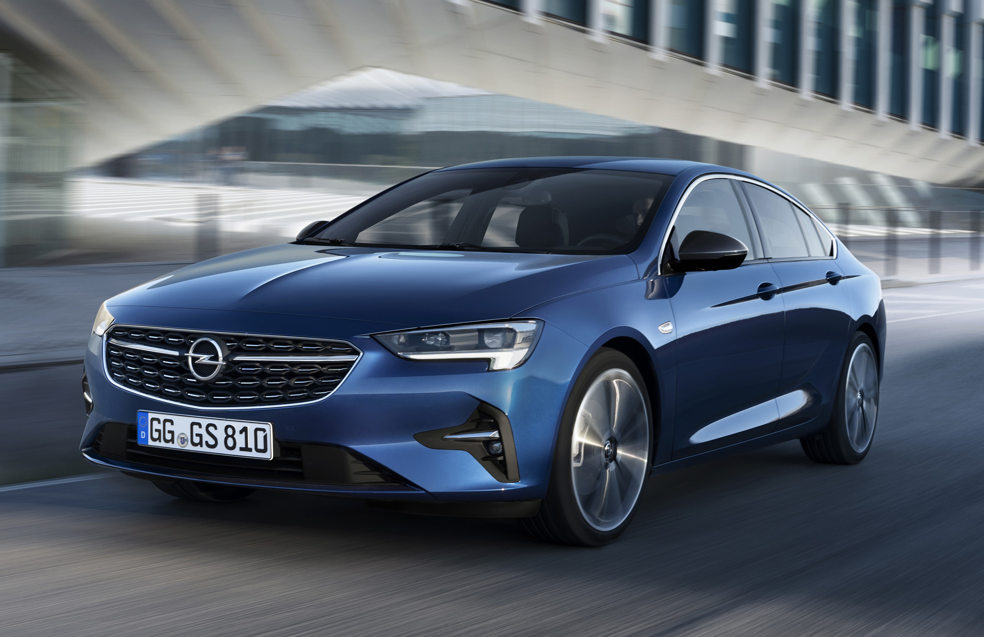 Discover Opel Opel Insignia Exterior Interior Images.Find all aspects and details of cars.