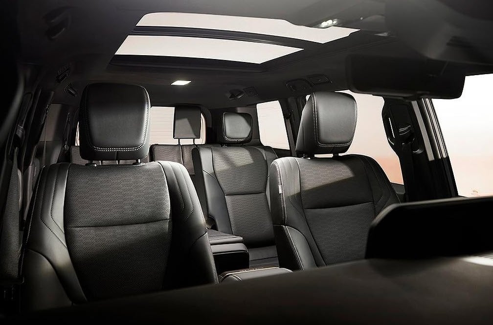 Discover Toyota Toyota Prado Exterior Interior Images.Find all aspects and details of cars.