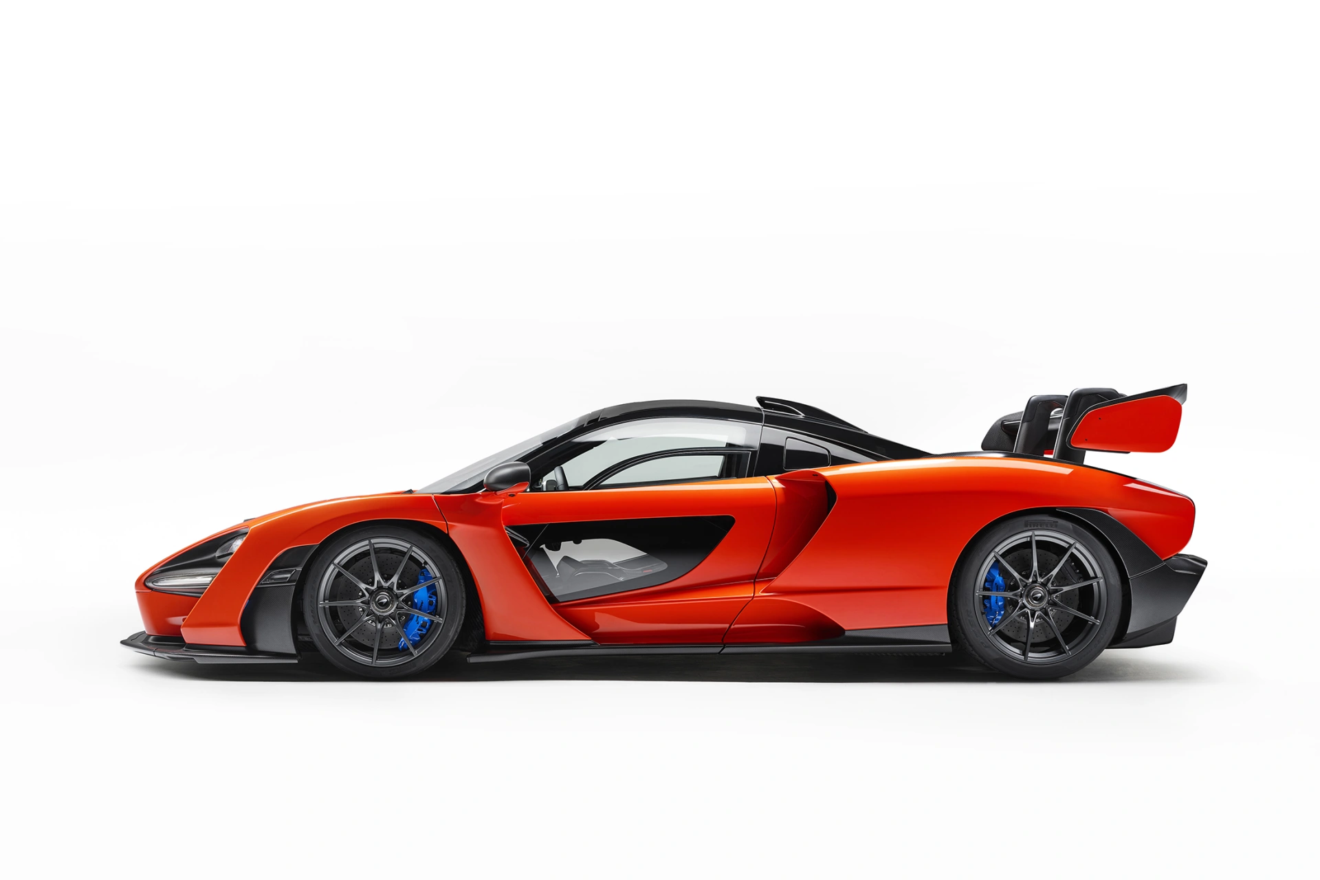 Discover McLaren McLaren Senna Exterior Interior Images.Find all aspects and details of cars.