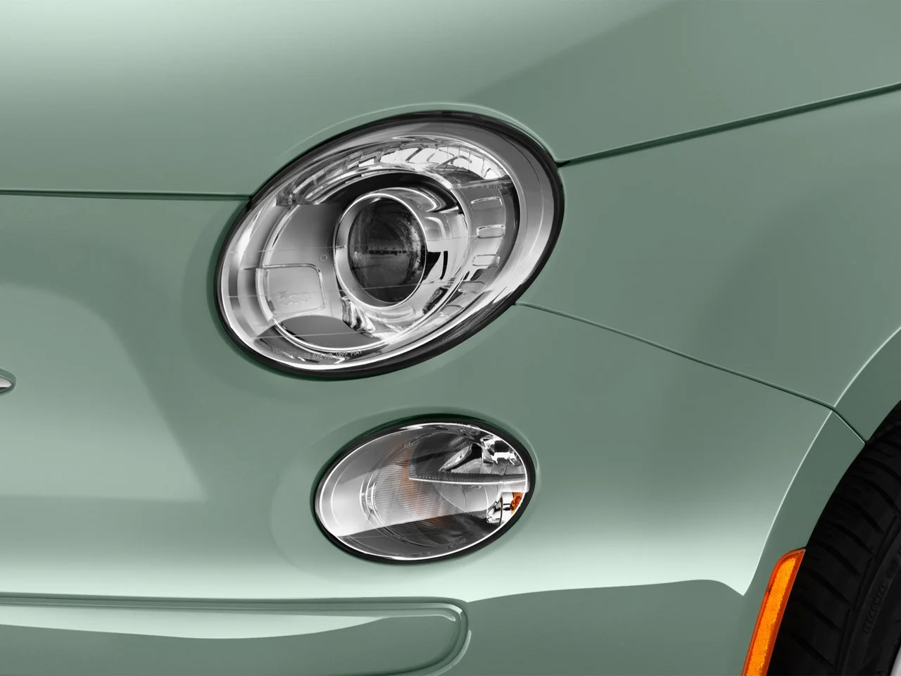 Discover Fiat Fiat 500 Exterior Interior Images.Find all aspects and details of cars.