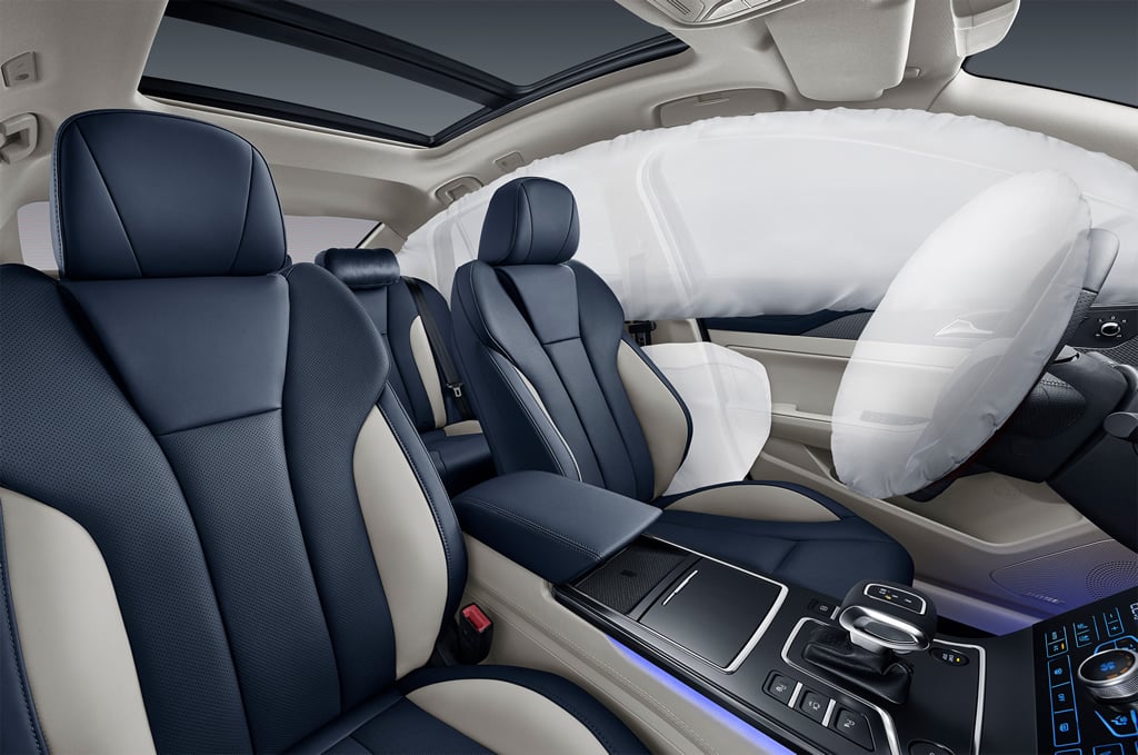 Discover Hong Qi HONGQI H5 Exterior Interior Images.Find all aspects and details of cars.