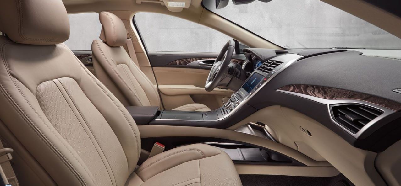 Discover Lincoln Lincoln MKZ Exterior Interior Images.Find all aspects and details of cars.