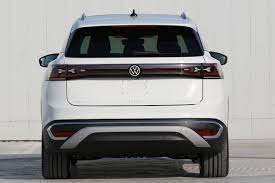 Discover Volkswagen Volkswagen ID.6 Exterior Interior Images.Find all aspects and details of cars.