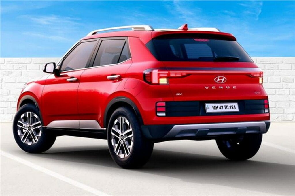 Discover Hyundai Hyundai Venue Exterior Interior Images.Find all aspects and details of cars.