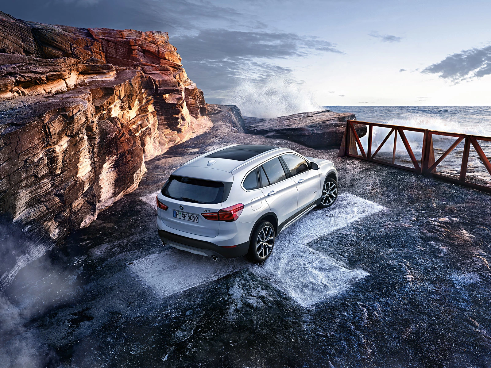 Discover BMW BMW X1 Exterior Interior Images.Find all aspects and details of cars.