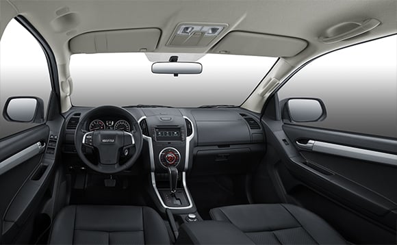 Discover ISUZU Isuzu DMax Exterior Interior Images.Find all aspects and details of cars.