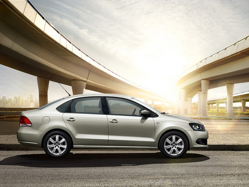 Discover Volkswagen Volkswagen Polo Exterior Interior Images.Find all aspects and details of cars.