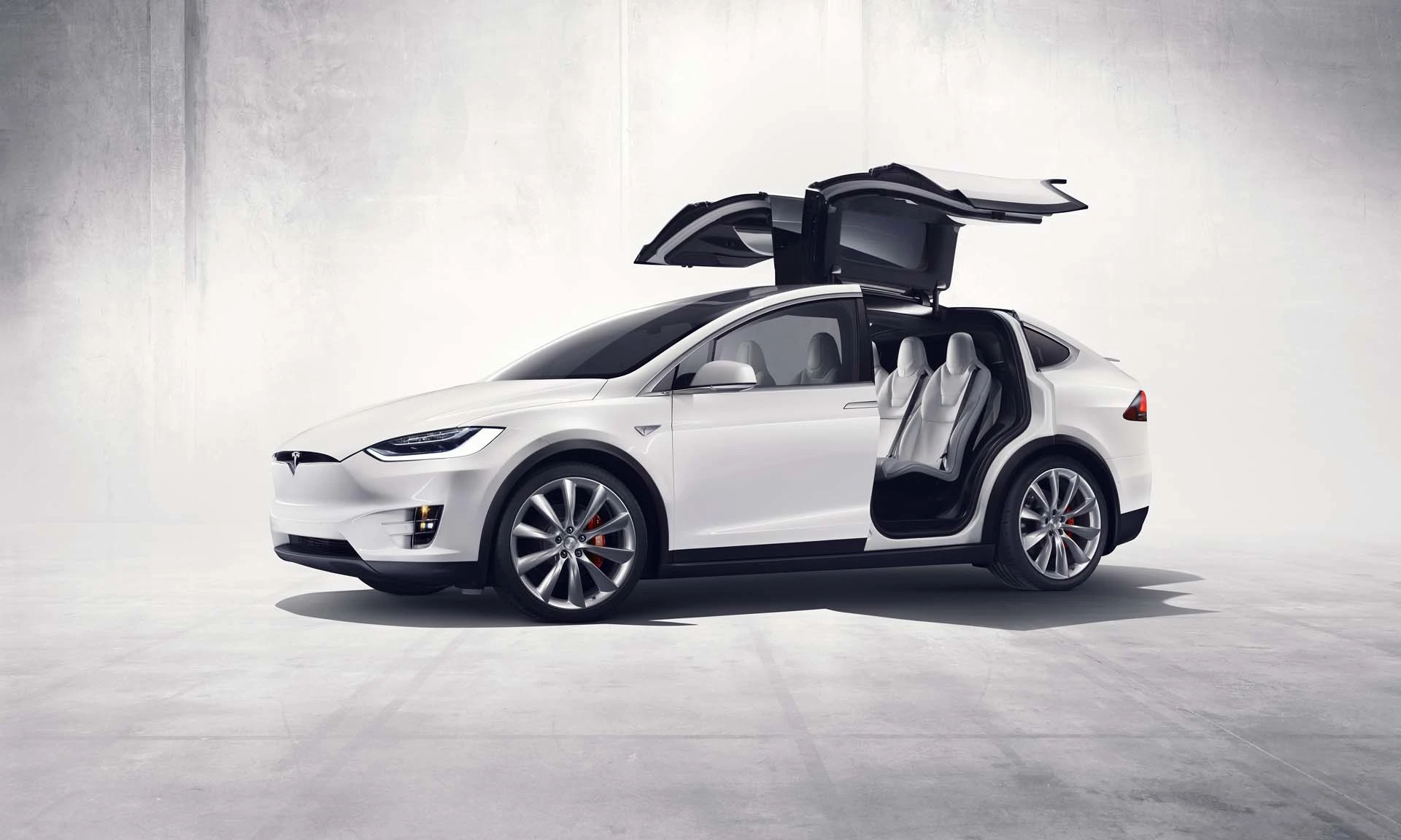 Discover Tesla Tesla Model X Exterior Interior Images.Find all aspects and details of cars.