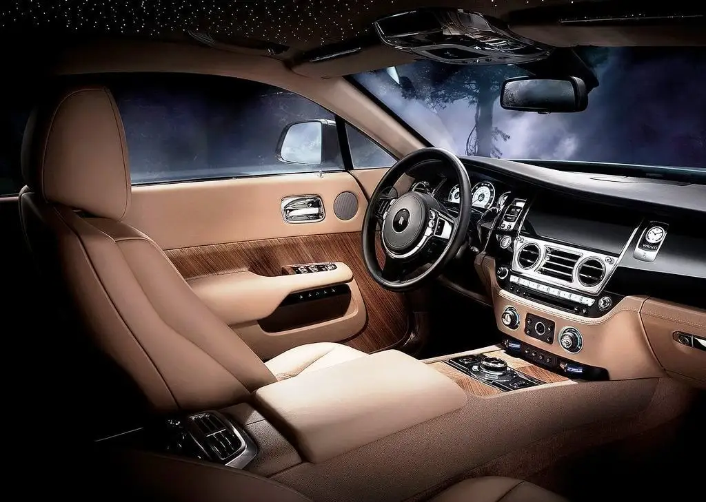 Discover Rolls-Royce Rolls-Royce Wraith Exterior Interior Images.Find all aspects and details of cars.