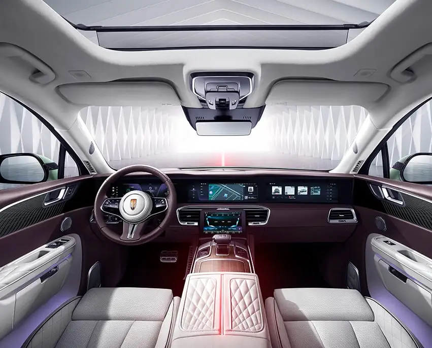 Discover Hong Qi HONGQI EHS9 Exterior Interior Images.Find all aspects and details of cars.