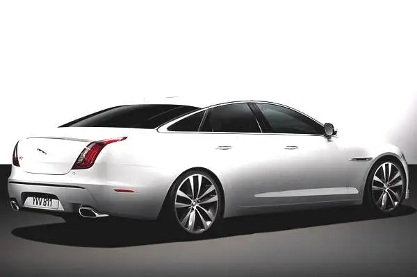 Discover JAGUAR Jaguar XJ Exterior Interior Images.Find all aspects and details of cars.