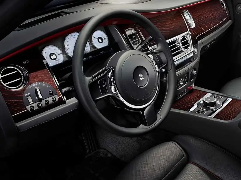 Discover Rolls-Royce Rolls-Royce Ghost Exterior Interior Images.Find all aspects and details of cars.