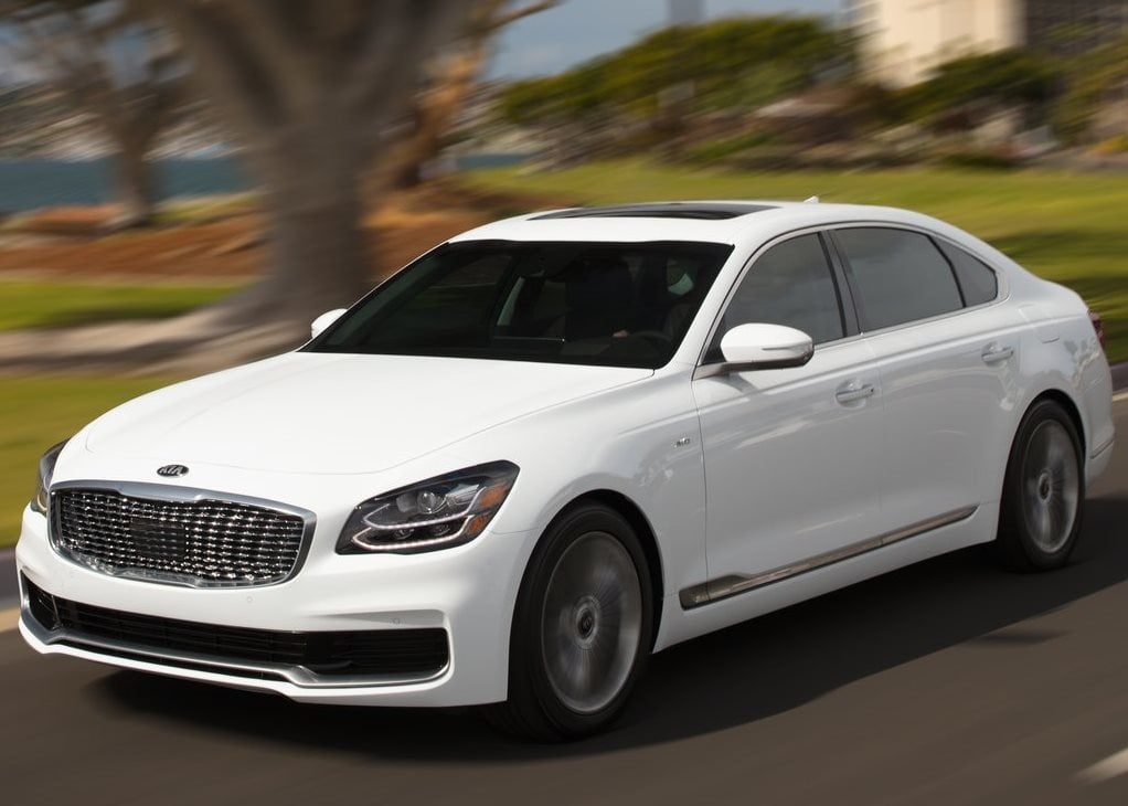 Discover Kia Kia K900 Exterior Interior Images.Find all aspects and details of cars.