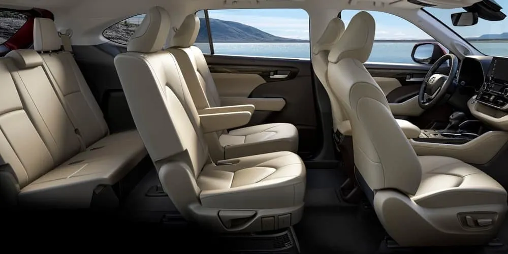 Discover Toyota Toyota Grand Highlander Exterior Interior Images.Find all aspects and details of cars.