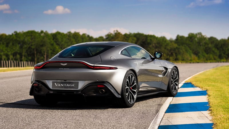 https://gcc-1307444343.cos.accelerate.myqcloud.com/images/ee1495/r_960x540/generations/generation_64966c9866aa5_aston-martin-vantage-exterior-rear-left-angled.jpg