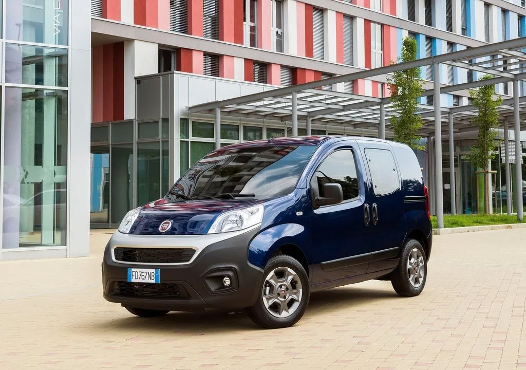 Discover Fiat Fiat Fiorino Exterior Interior Images.Find all aspects and details of cars.