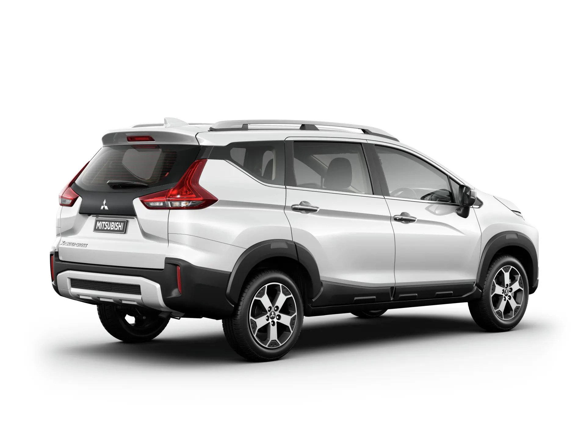 Discover Mitsubishi Mitsubishi Xpander Exterior Interior Images.Find all aspects and details of cars.