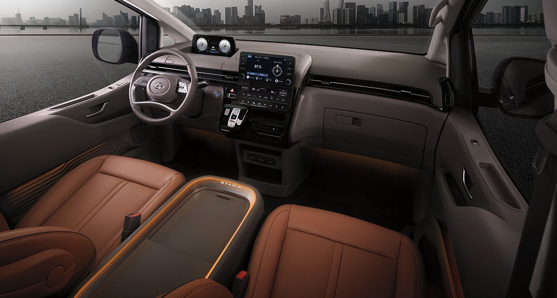 Discover Hyundai Hyundai Staria Exterior Interior Images.Find all aspects and details of cars.