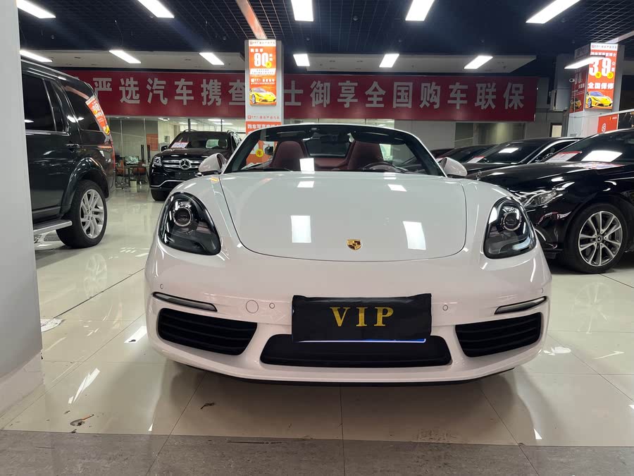 Discover undefined undefined Exterior Interior Images.Find all aspects and details of cars.
