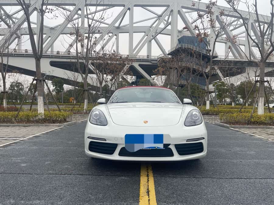 Discover undefined undefined Exterior Interior Images.Find all aspects and details of cars.
