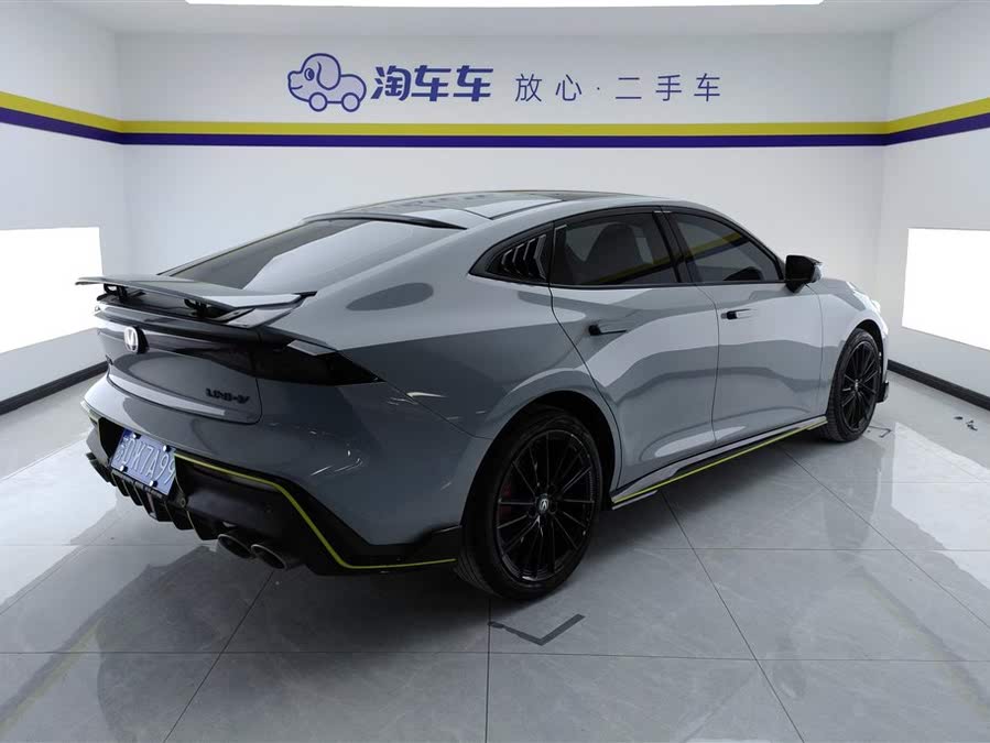 Discover undefined undefined Exterior Interior Images.Find all aspects and details of cars.