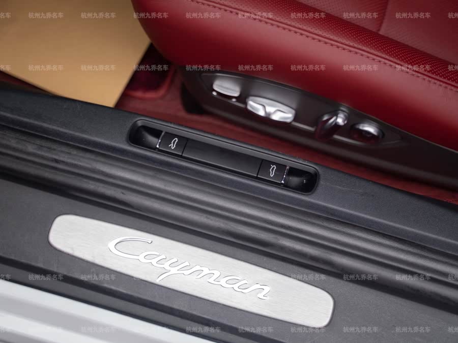 Discover undefined undefined Exterior Interior Images.Find all aspects and details of cars.