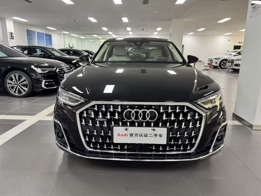 Discover undefined undefined Exterior Interior Images.Find all aspects and details of cars.