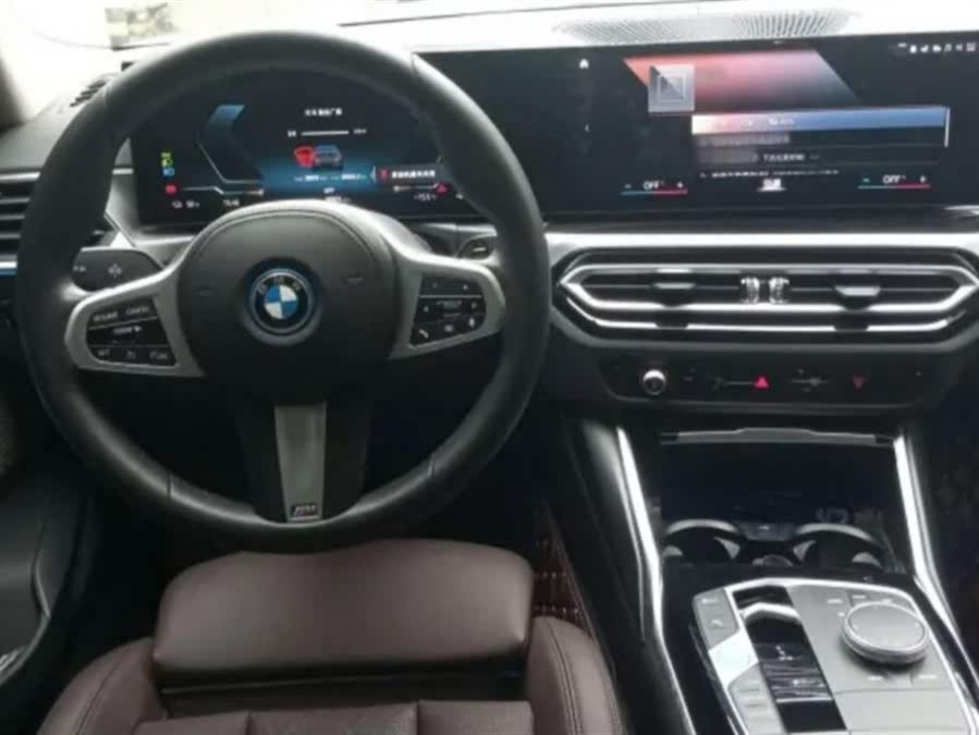 BMW i3 2022 eDrive 35 L
