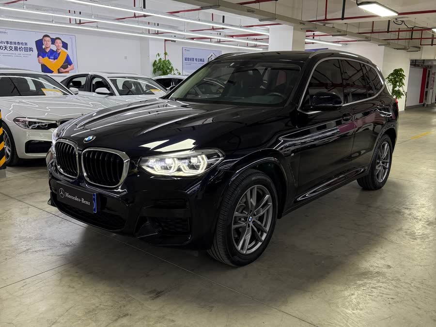 Discover undefined undefined Exterior Interior Images.Find all aspects and details of cars.