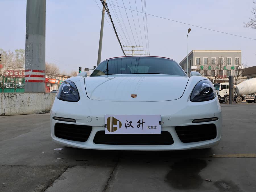 Discover undefined undefined Exterior Interior Images.Find all aspects and details of cars.