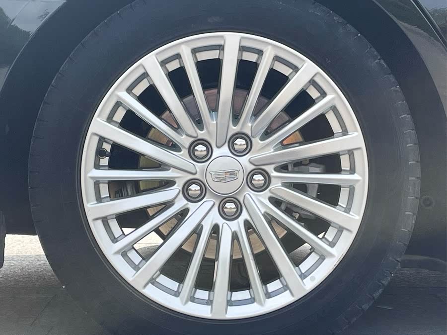 Discover undefined undefined Exterior Interior Images.Find all aspects and details of cars.