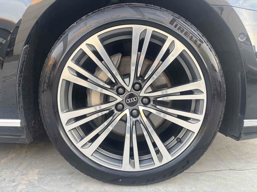 Discover undefined undefined Exterior Interior Images.Find all aspects and details of cars.