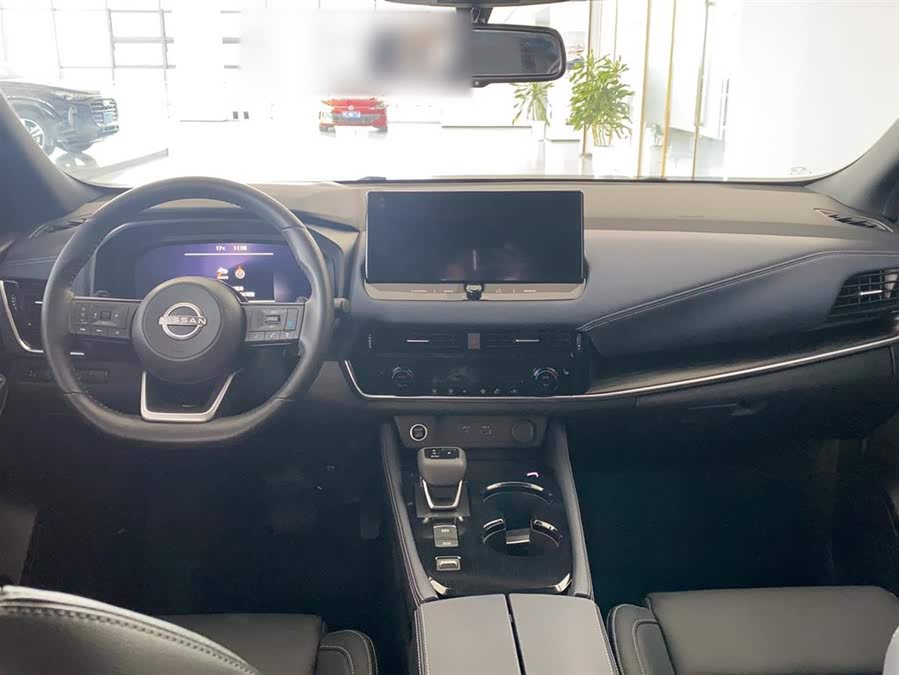 Discover undefined undefined Exterior Interior Images.Find all aspects and details of cars.