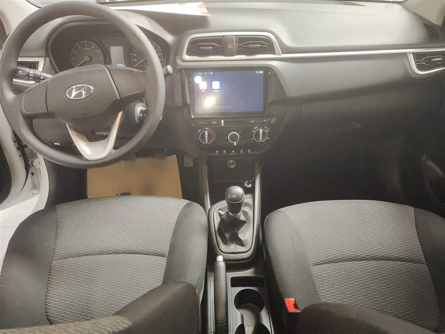 Discover undefined undefined Exterior Interior Images.Find all aspects and details of cars.