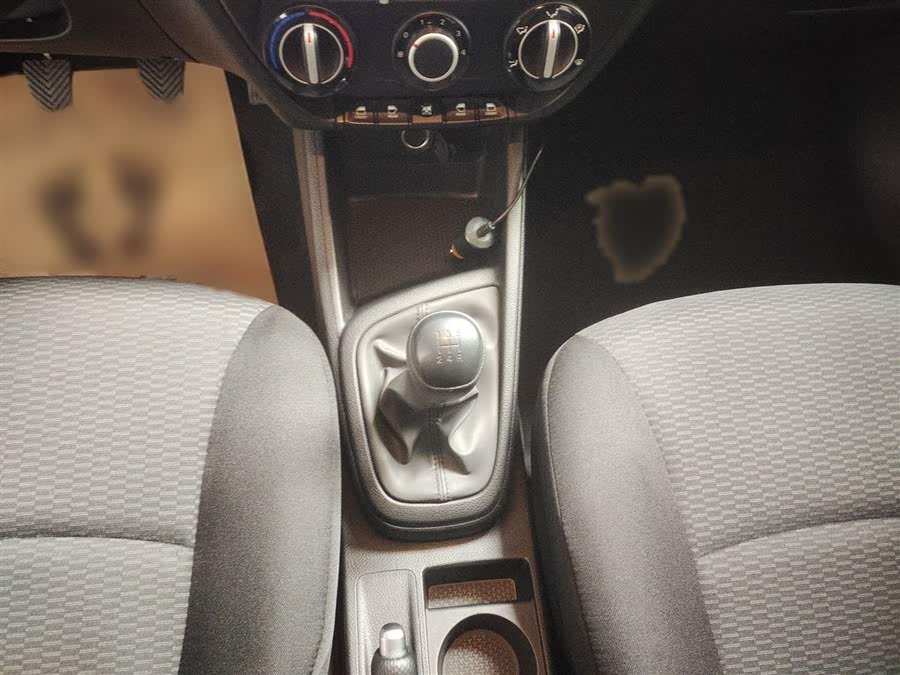 Discover undefined undefined Exterior Interior Images.Find all aspects and details of cars.