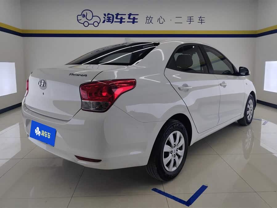 Discover undefined undefined Exterior Interior Images.Find all aspects and details of cars.