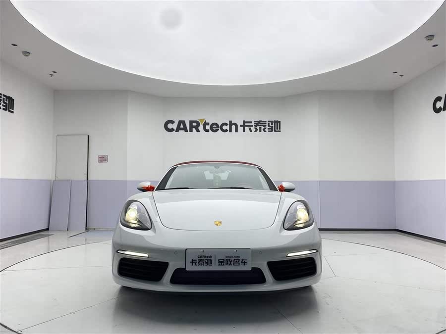 Discover undefined undefined Exterior Interior Images.Find all aspects and details of cars.