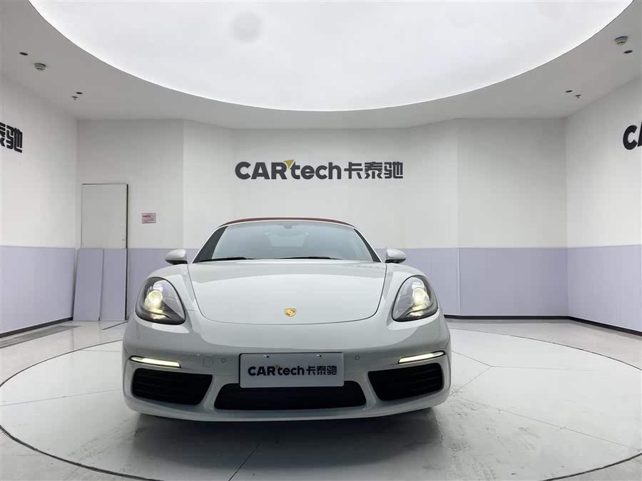 Discover undefined undefined Exterior Interior Images.Find all aspects and details of cars.