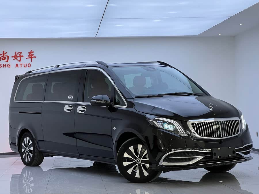 Discover undefined undefined Exterior Interior Images.Find all aspects and details of cars.