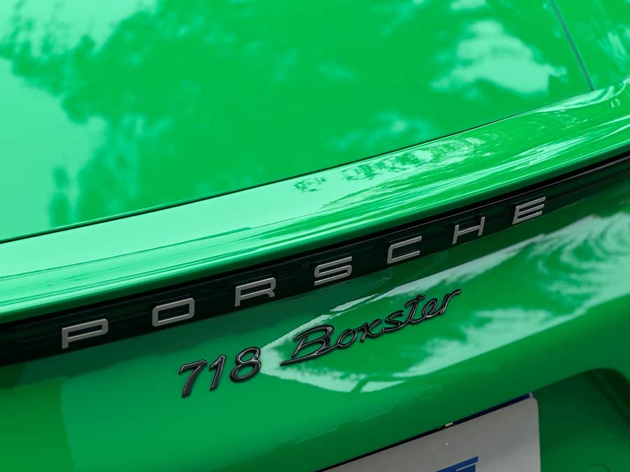 Discover undefined undefined Exterior Interior Images.Find all aspects and details of cars.