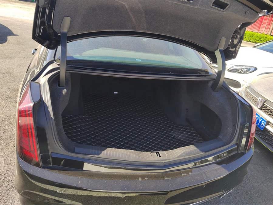 Discover undefined undefined Exterior Interior Images.Find all aspects and details of cars.