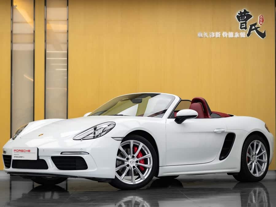 Discover undefined undefined Exterior Interior Images.Find all aspects and details of cars.