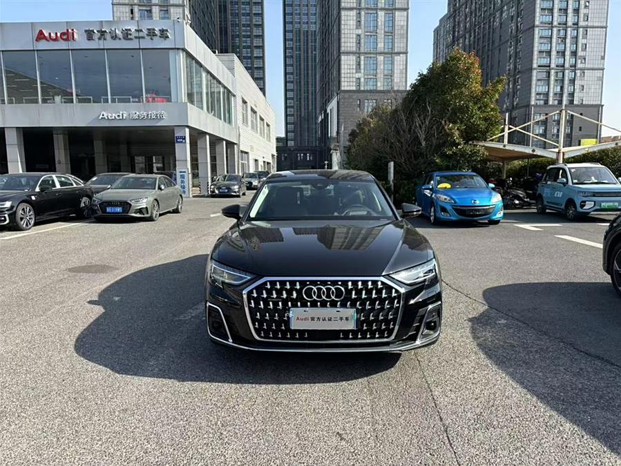 Discover undefined undefined Exterior Interior Images.Find all aspects and details of cars.