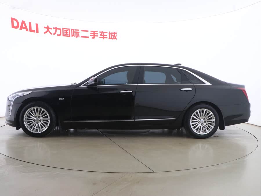 Discover undefined undefined Exterior Interior Images.Find all aspects and details of cars.