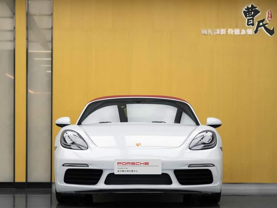 Discover undefined undefined Exterior Interior Images.Find all aspects and details of cars.