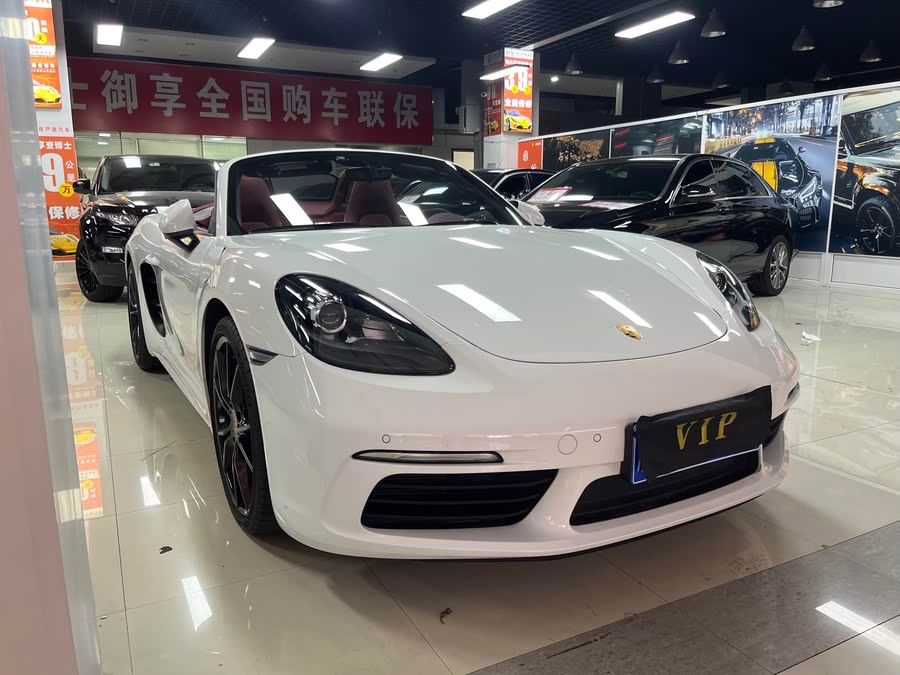 Discover undefined undefined Exterior Interior Images.Find all aspects and details of cars.