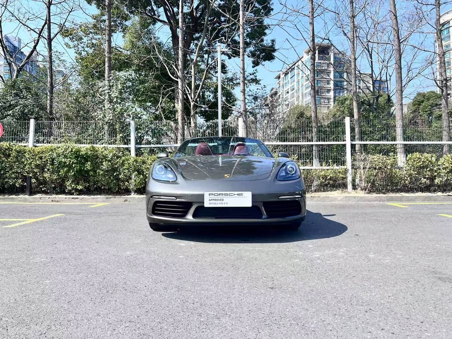 Discover undefined undefined Exterior Interior Images.Find all aspects and details of cars.